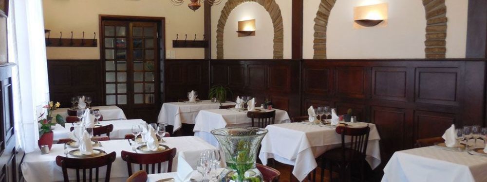 Logis Hotel Restaurant Des Voyageurs Pont-de-Salars Buitenkant foto