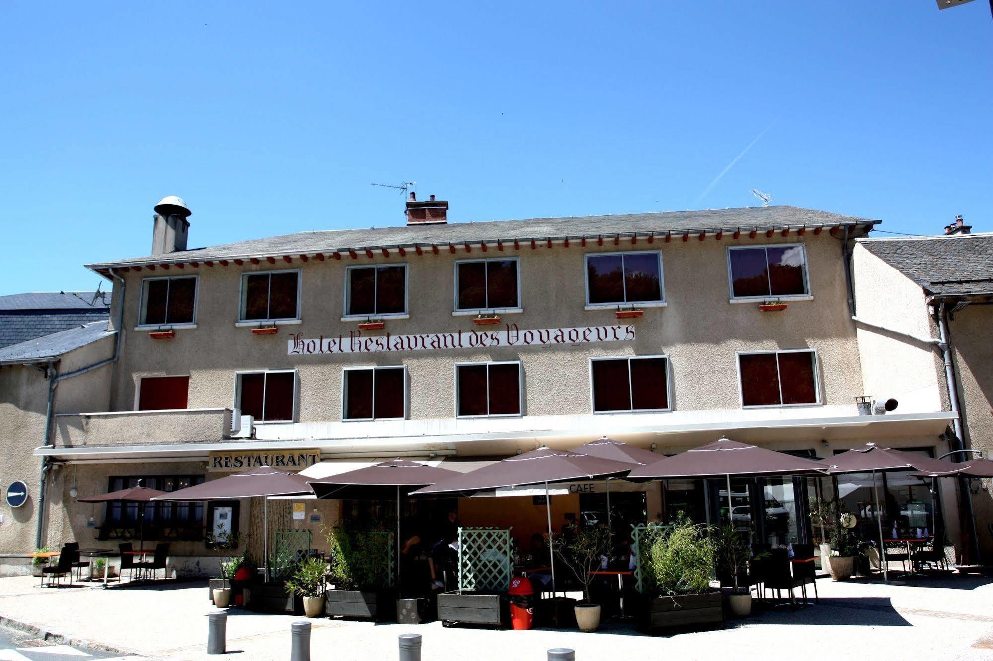 Logis Hotel Restaurant Des Voyageurs Pont-de-Salars Buitenkant foto